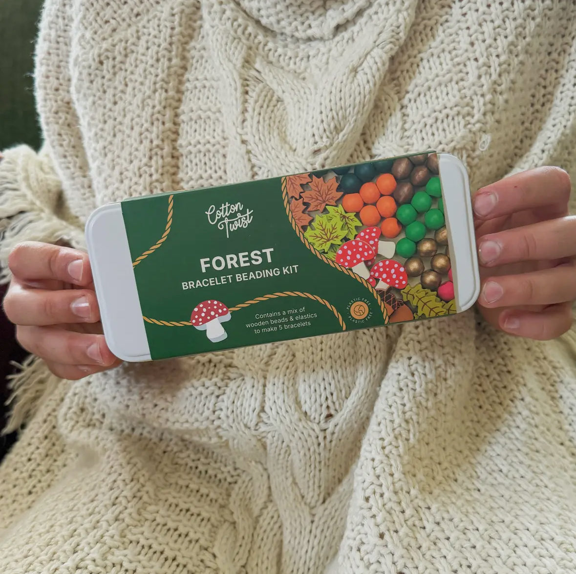Make Your Own Forest Bracelet Tin
