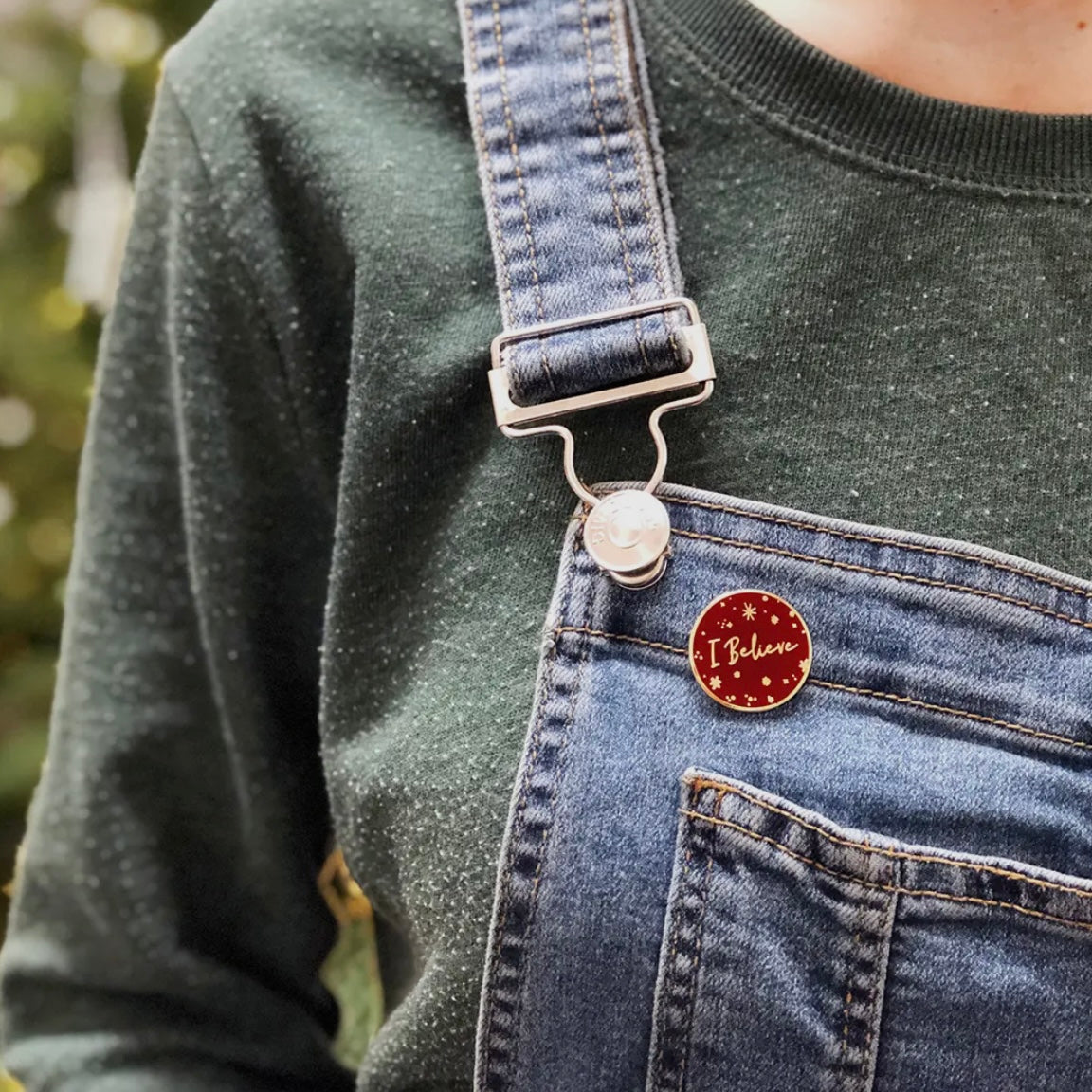 I Believe pin badge - Red