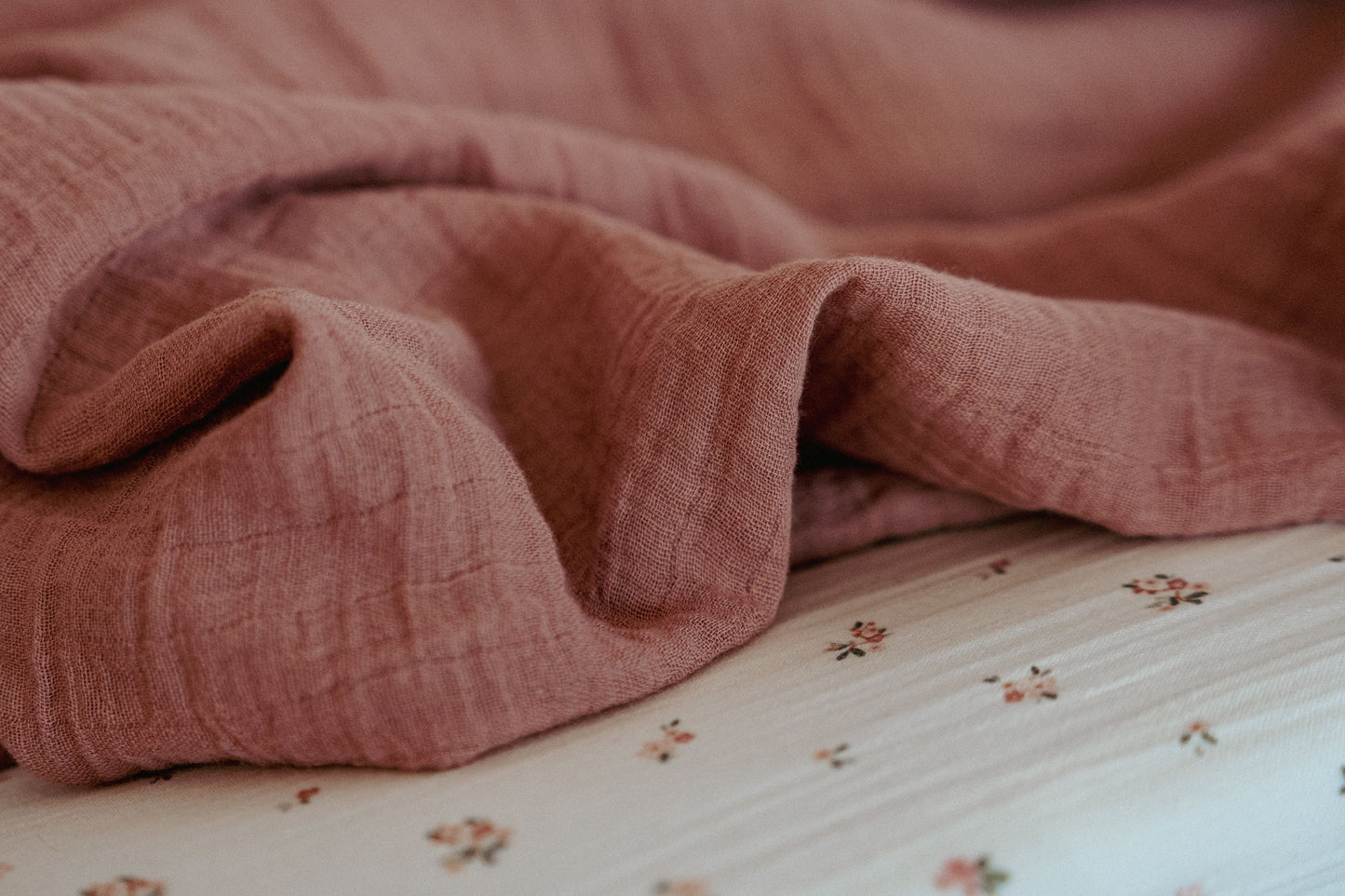 Little Dutch Muslin Swaddle - Pink Fairy Blossom