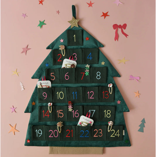 Creating Family Christmas Traditions with a Reusable Advent Calendar