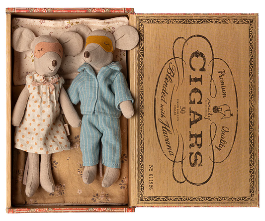 Maileg Mum and Dad Mice in a Cigar Box