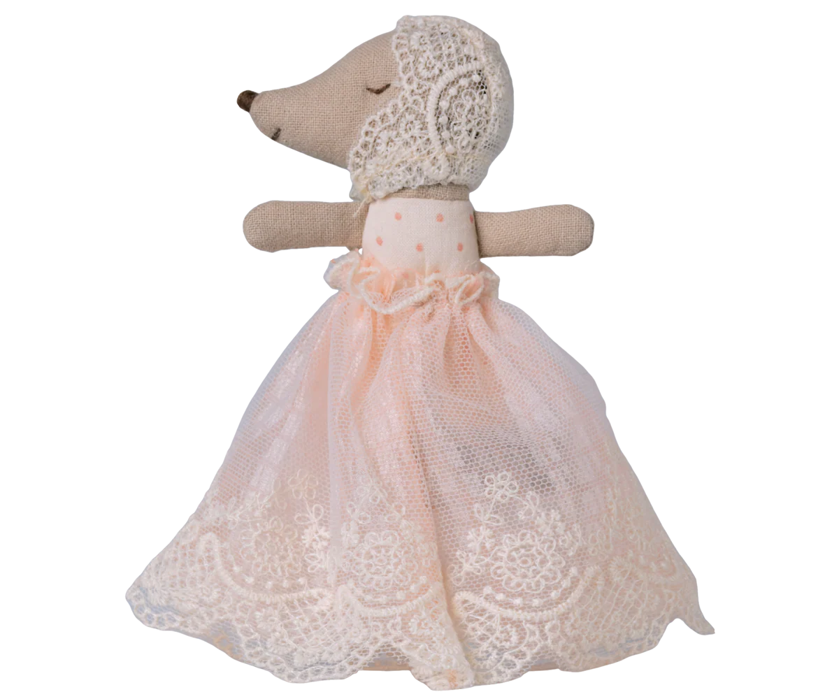 Maileg Baby Mouse in a gown - Powder