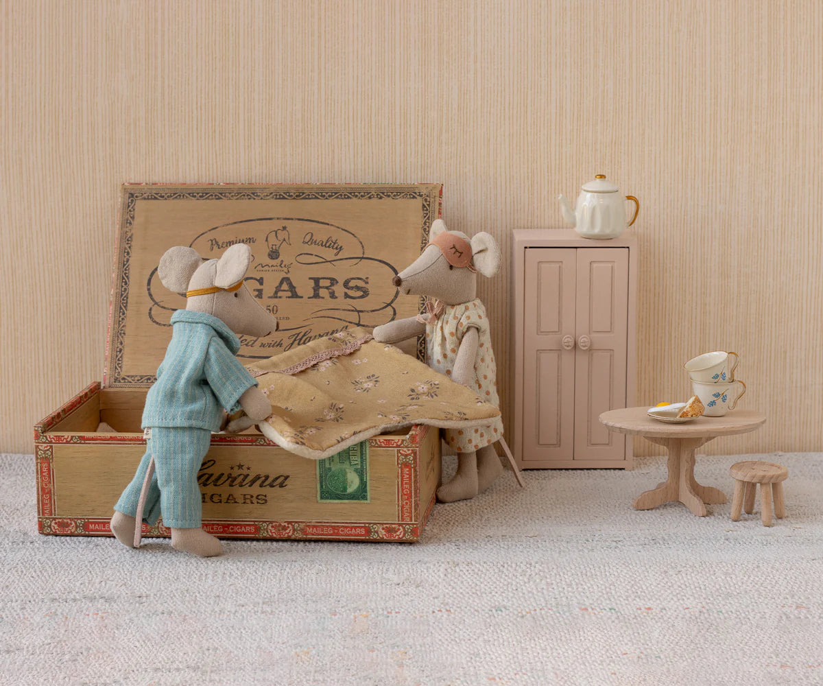 Maileg Mum and Dad Mice in a Cigar Box