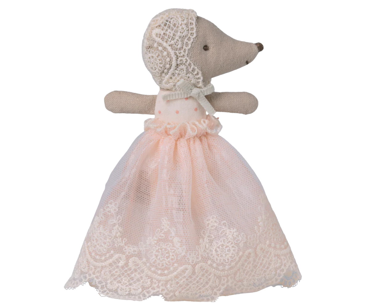 Maileg Baby Mouse in a gown - Powder