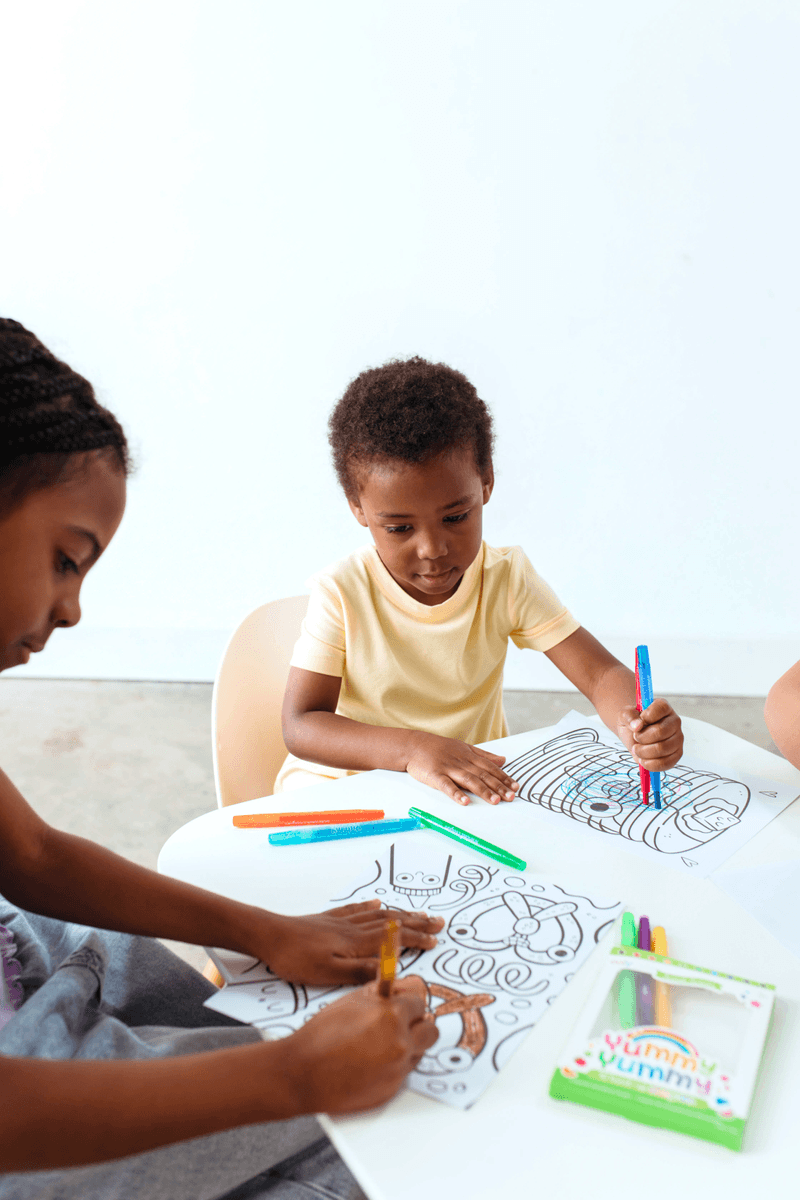 Ooly Yummy Yummy Scented Twist Up Crayons