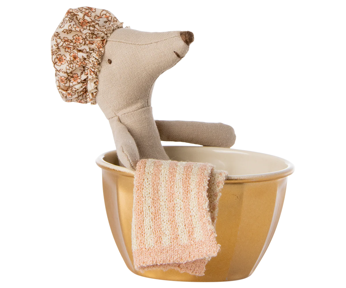 Maileg Super Wellness Mouse Big Sister