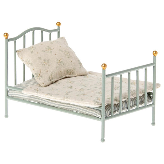 Maileg Vintage Mouse Bed - Mint