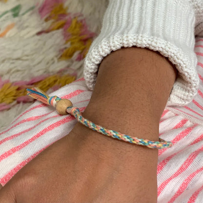 Make Your Own Friendship Bracelets Set